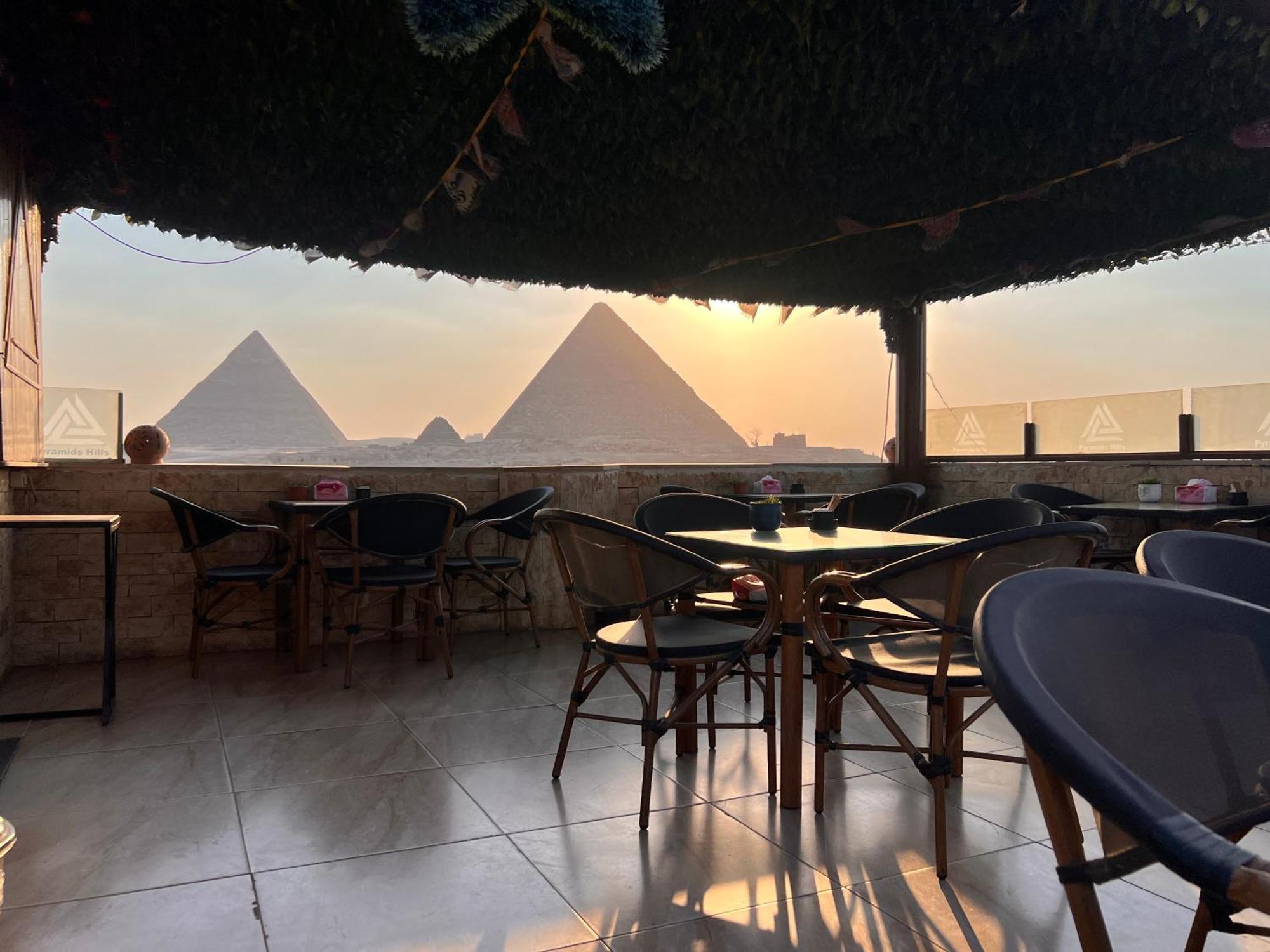 Imhotep Pyramids View Inn Kafrat al Jabal Exterior photo